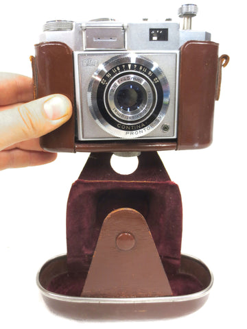Vintage Carl Zeiss Ikon Contina 35 mm Camera, 45 mm Novicar Anastigmat Prontor L