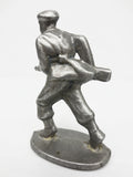 Vintage Lead Soldier Hunter Figurine with Beret and Combat Shot Gun, 68mm High