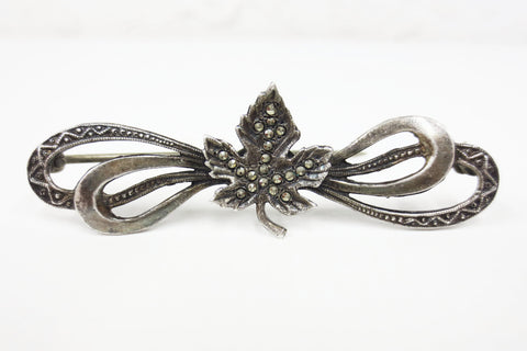 Vintage Danecraft Sterling Silver .925 Brooch with Maple Leaf and Bows